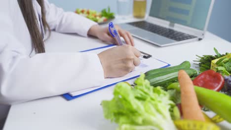 Wellness-program-with-vegetables.-Diet-plan.